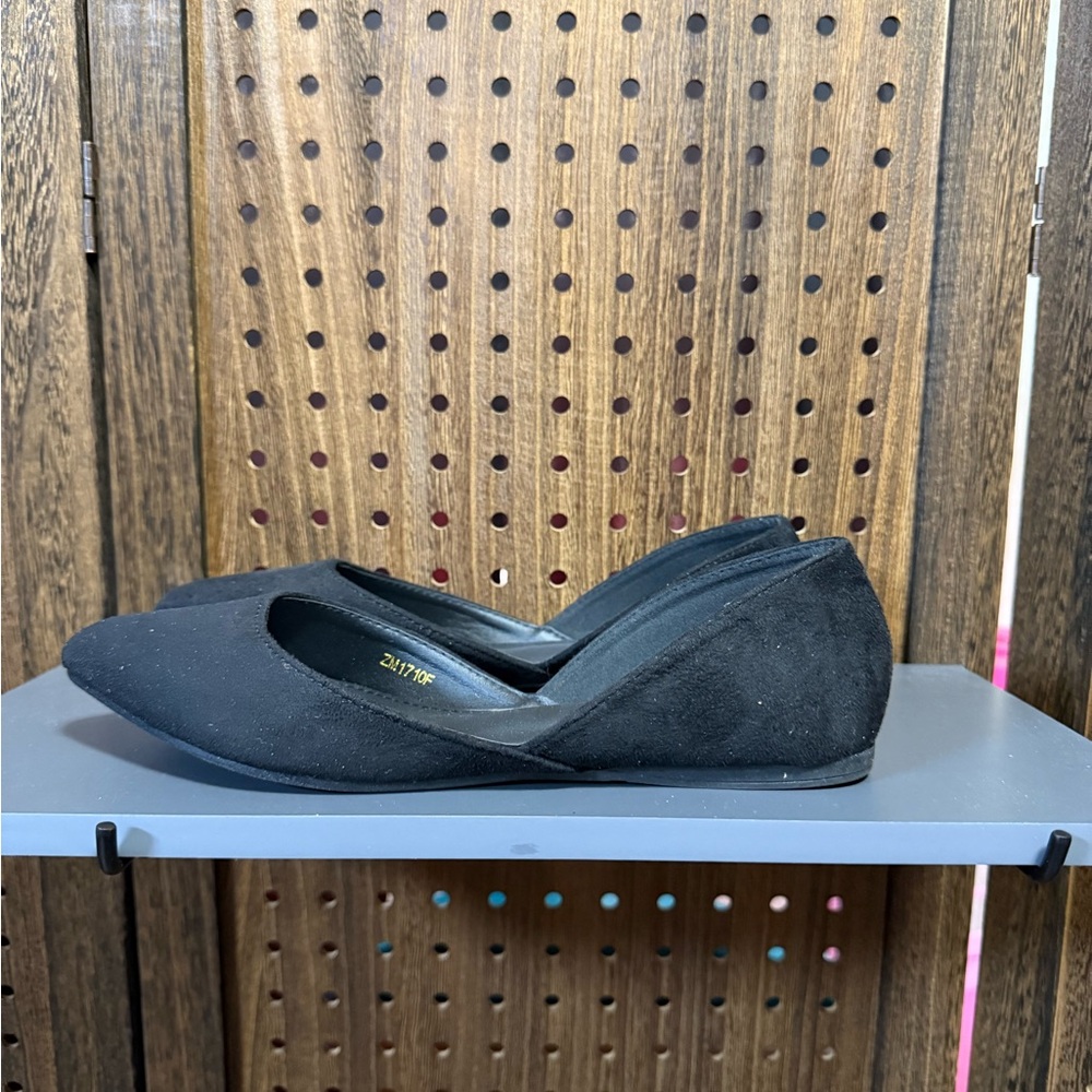 Elegant Black Women's Flats